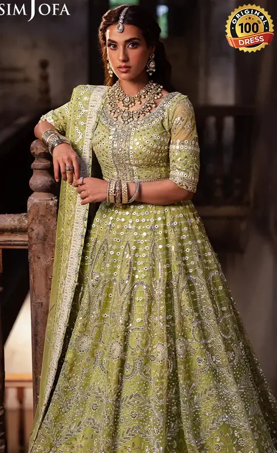 Champagne Lehenga For Wedding Guests (2)