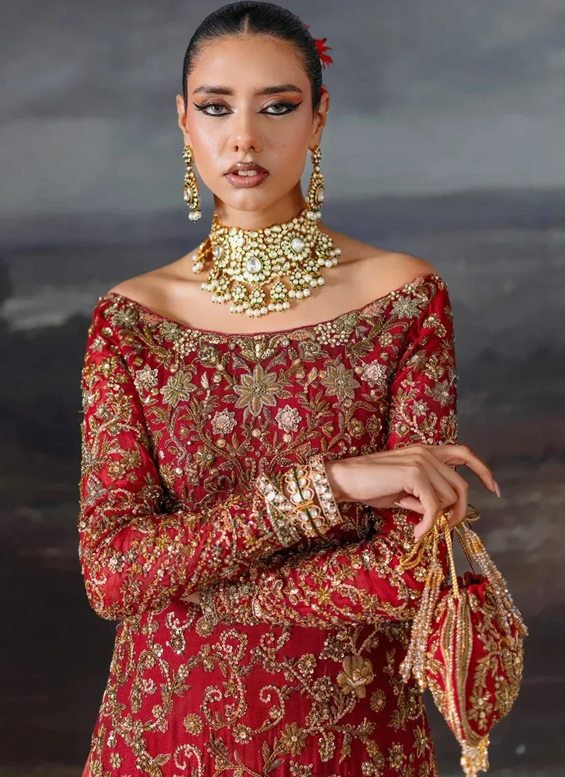 Red bridal shirt rear close-up with deep rounded back and scalloped embroidered rose-pink dupatta.